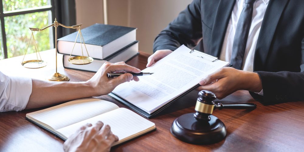 IMPORTANCE OF HIRING A REAL ESTATE ATTORNEY IN COCONUT CREEK, FLORIDA