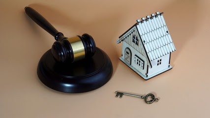 How to Evict a Tenant in Palm Beach